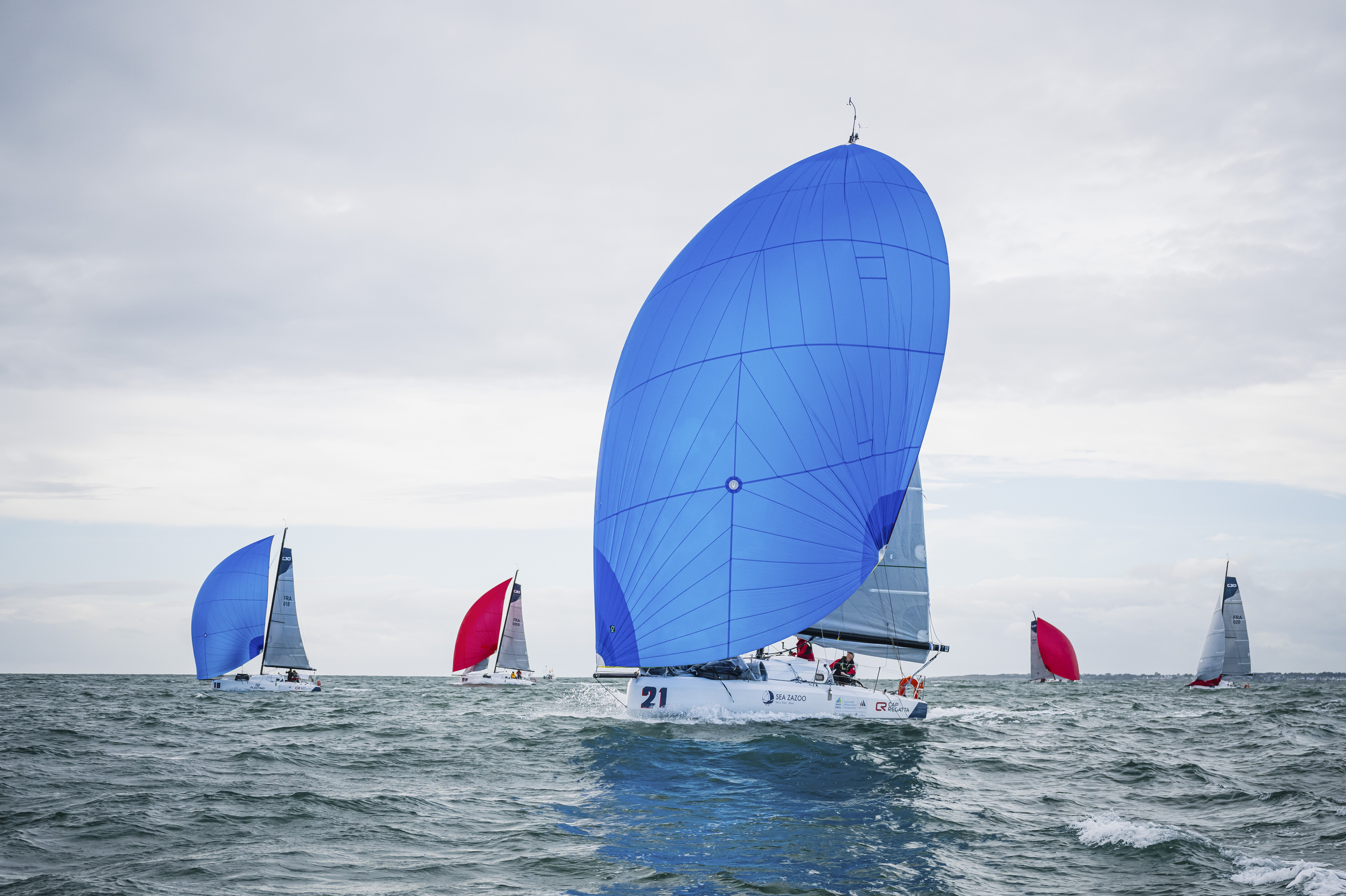 bateau,sunfast,voilier,spinnaker,flotte,class30