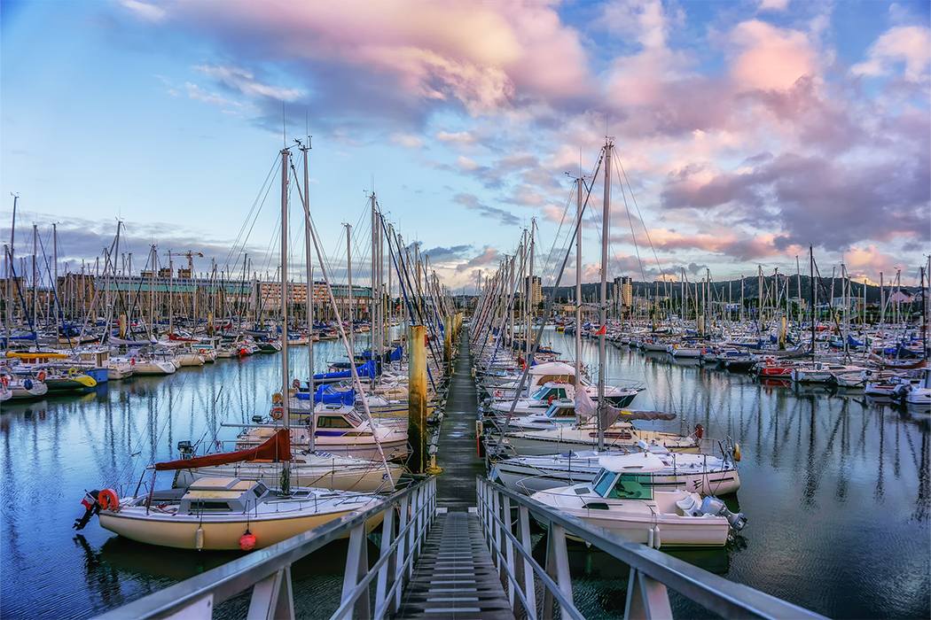 Port de Cherbourg, marina pour voiliers, location Sunfast C30 en Normandie